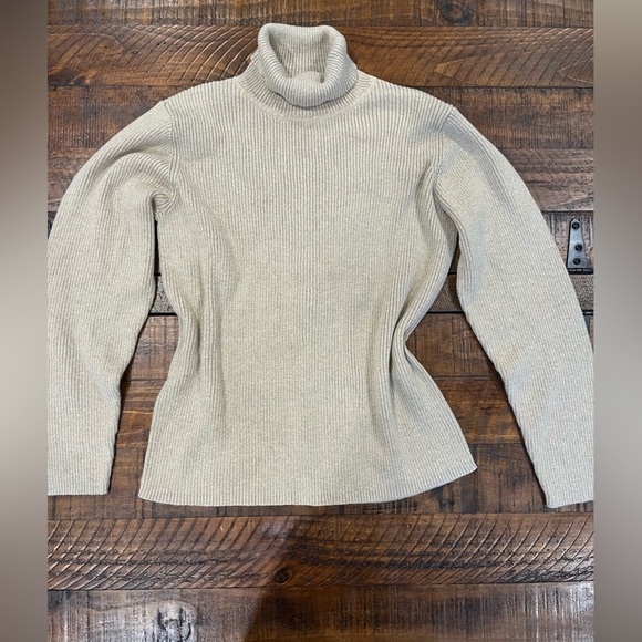 Liz Claiborne Cream Turtleneck Sparkly Sweater Knit - Picture 1 of 3